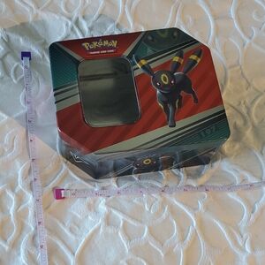 Pokémon Umbreon Card Tin
